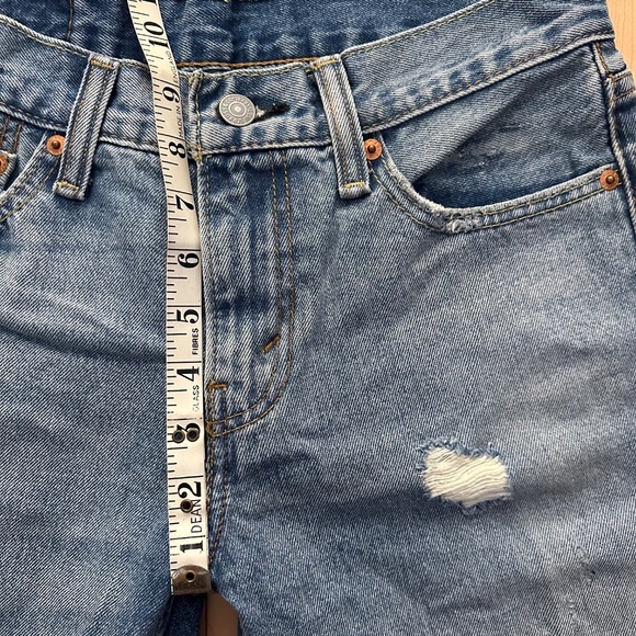 EUC- Levi's 511 Cut-Off Denim Jean Shorts (30W) - Picture 5 of 9